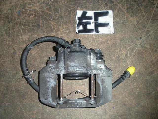 【中古】中古部品 ハイゼット S320V 左フロントキャリパー 【3310050100-000213017744360】