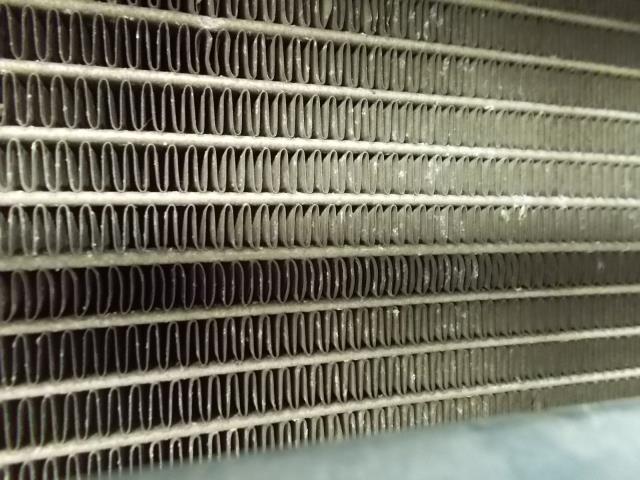 【中古】中古部品 エブリィ DA52W コンデンサー 【3310210100-001587823260600】