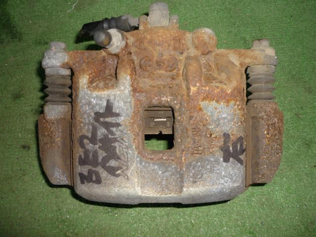 【中古】中古部品 インサイト ZE2 右フロントキャリパー 【3330370100-001561274244330】