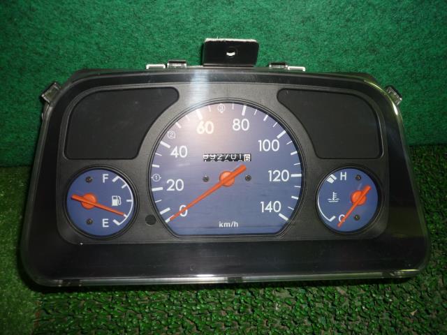 【中古】中古部品 サンバー TT2 スピードメーター 【3330370100-001639984761400】