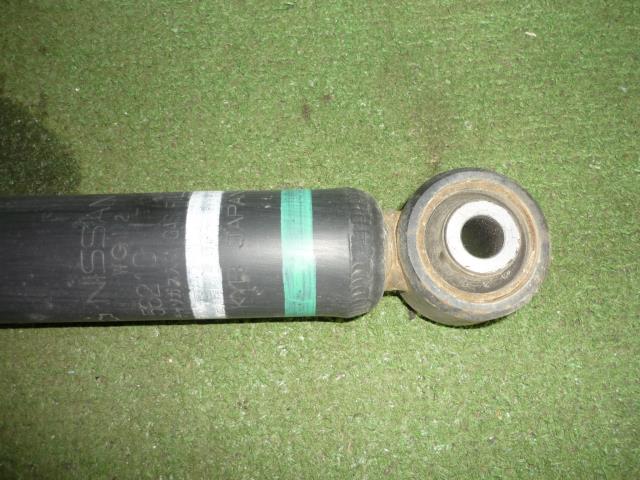 【中古】中古部品 キューブ Z12 右リアショックアブソーバー 【3330370100-001536032650700】