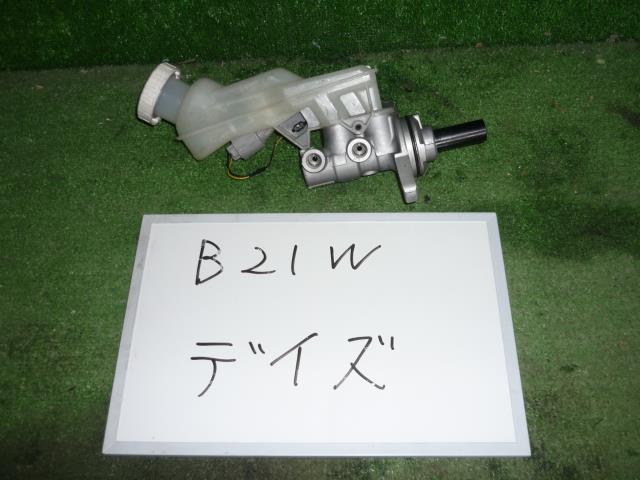 【中古】中古部品 デイズ B21W ブレーキマスター 【3330370100-001490311247160】