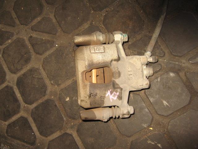 【中古】中古部品 ムーヴ L175S 右フロントキャリパー 【3340240100-001377584044330】