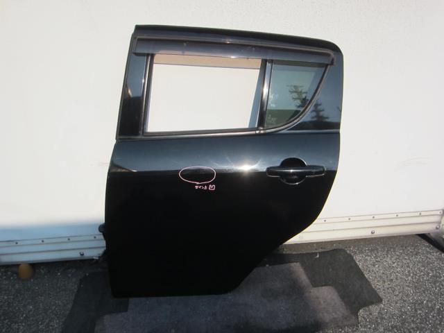 【中古】中古部品 スイフト ZC72S 左リアドア 【3340240100-211030000113400】