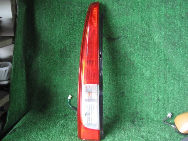 【中古】中古部品 ムーヴ L175S 左テールランプ 【3340240100-001363425515600】