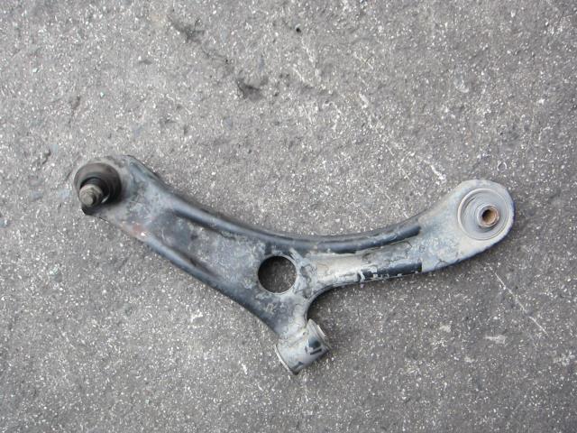 【中古】中古部品 ラパン HE22S 右フロントロアアーム 【3340240100-001703327451720】