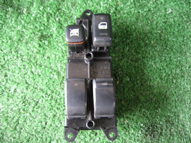 【中古】中古部品 ポルテ NNP11 パワーウインドウスイッチ 【3340240100-001374477161900】