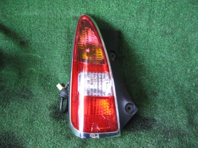 【中古】中古部品 ミラジーノ L650S 左テールランプ 【3340240100-001541620215600】