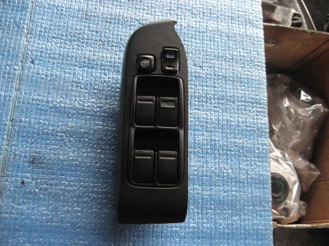 【中古】中古部品 スカイライン HV35 パワーウインドウスイッチ 【3340240100-000919973461900】