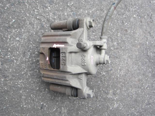 【中古】中古部品 デイズ B21W 右フロントキャリパー 【3340240100-213000010744330】