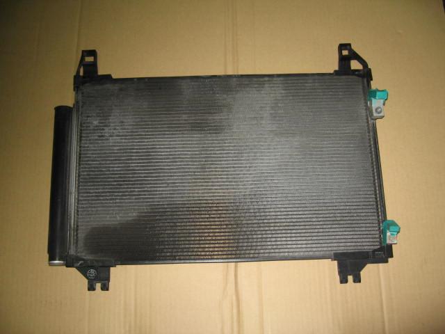 【中古】中古部品 ヴィッツ SCP90 コンデンサー 【3340240100-001235065060600】