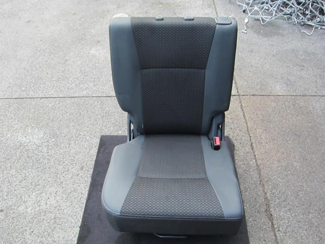 【中古】中古部品 ハスラー MR41S リアシート 【3340240100-001678168170800】
