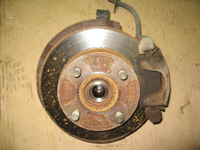 【中古】中古部品 スピアーノ HF21S 右フロントナックルハブ 【3340240100-001043576344310】