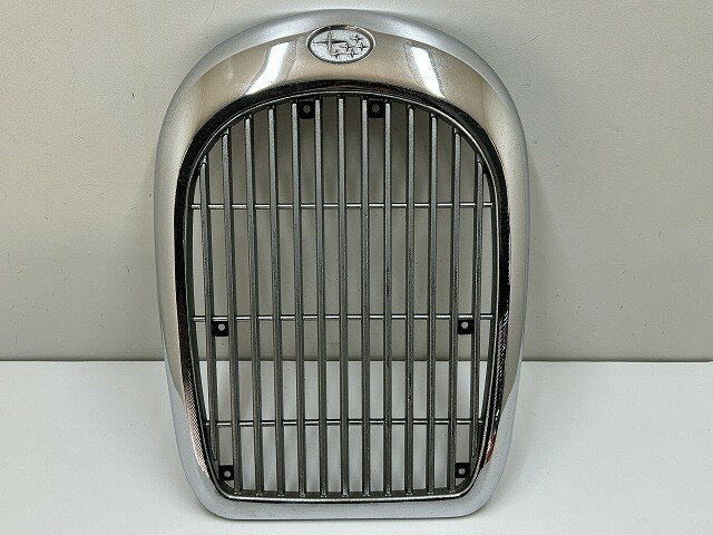 【中古】中古部品 サンバー KV3 ラジエータグリル 【3310070100-000188331210400】
