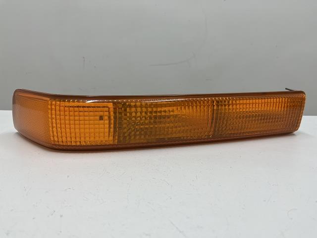 【中古】中古部品 シボレー ブレイザー CT34G 右クリアランスランプ 【3310070100-000669363111000】