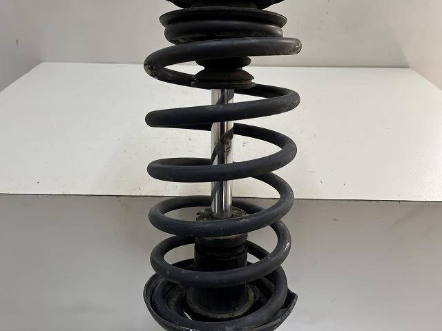 【中古】中古部品 VW コラード 50PG 左フロントストラット 【3310070100-000636835450210】 3