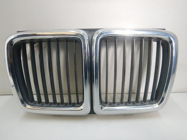 【中古】中古部品 BMW 7シリーズ G35 ラジエータグリル 【3310070100-000522895410400】