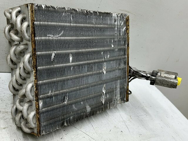 【中古】中古部品 VW ヴェント 1HAAA A/Cクーリングユニット 【3310070100-000496774060800】