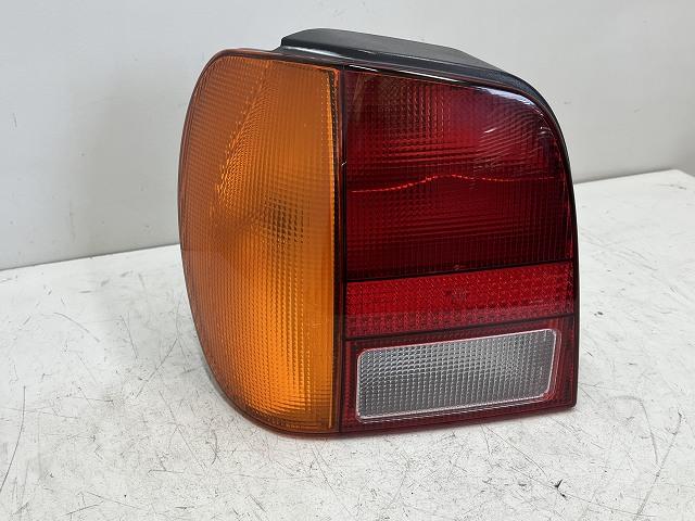 【中古】中古部品 VW ポロ 6NAHS 左テールランプ 【3310070100-000442887915600】