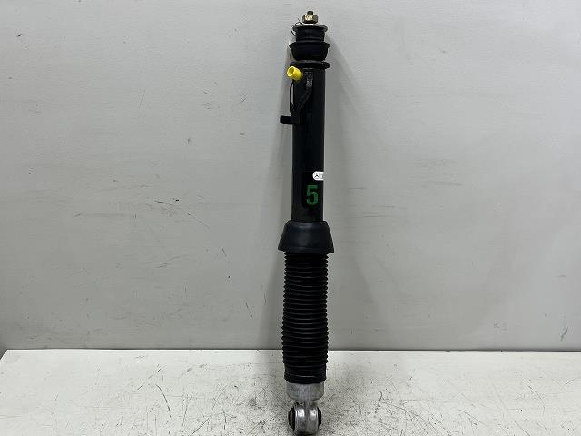 【中古】中古部品 ベンツ SLクラス 129076 右リアショックアブソーバー 【3310070100-000402223850700】