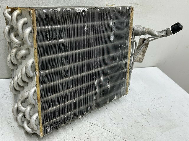 【中古】中古部品 VW ゴルフ 1H2E A/Cクーリングユニット 【3310070100-000122865560800】