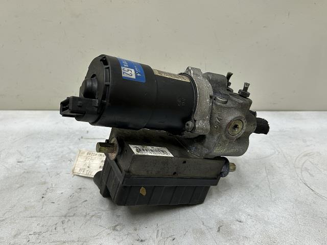 【中古】中古部品 VW ゴルフ 1H2E ABSアクチュエーター 【3310070100-000321633142500】