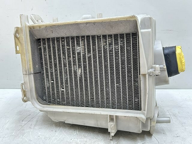 【中古】中古部品 クラウンマジェスタ UZS141 A/Cクーリングユニット 【3310070100-000447668060800】