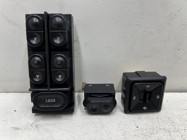 【中古】中古部品 フォード エクスプローラー FMUX4 パワーウインドウスイッチ 【3310070100-000380942861900】