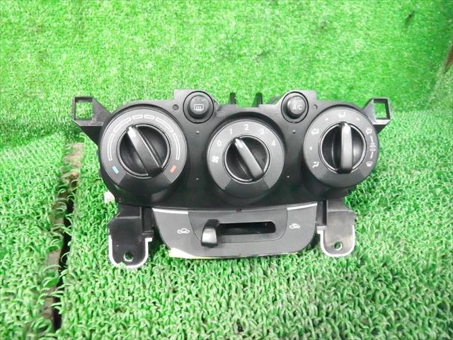 【中古】中古部品 デミオ DE3FS A/Cスイッチパネル 【3330240100-000183046160900】