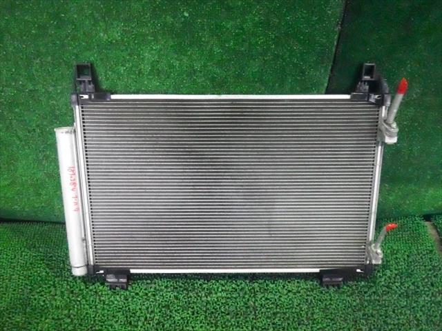 メーカー トヨタ 車名 ベルタ 型式類別 15224-0001 グレード X 4WD 認定型式 CBA-NCP96 車両タイプ 4ドアセダン 年式 H20/8 シフト 4FT 駆動 4×4 通称型式 NCP96BEPNK エンジン型式 2NZ-FE ミッション型式 アクスル型式 車体色 ブルーメタリック 車体色No 8N0 トリム色No FD40 走行距離(Km) 58,781 メーカー純正品番 88460-52130 部品メーカー品番 保証 1ヶ月/1000km 付加情報 良好 商品情報 ※純正番号およびモデル番号は参考としてください。※リビルト部品を購入される際のお願い【再生部品】と表示されているものをリビルト部品と呼んでいます。リビルト部品の場合には、交換時に取り外した部品をご返却していただく場合があります。詳しくはこちら※大物商品(ドア・ボンネット・バンパー等)は個人宅への配送ができない場合がございます。その場合、最寄りの配送業者支店止め等の対応となりますので、あらかじめご了承ください。 ページ上部へ【中古】中古部品 ベルタ NCP96 コンデンサー 【3330240100-000183028460600】
