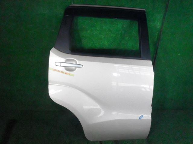 【中古】中古部品 ステラ LA160F 右リアドア 【3330240100-000213038513300】