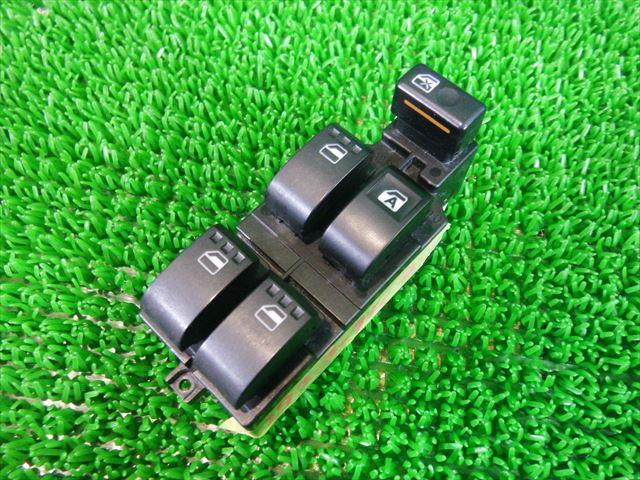 【中古】中古部品 ムーヴ L175S パワーウインドウスイッチ 【3330240100-000193030961900】
