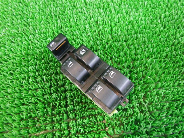 【中古】中古部品 ムーヴ L185S パワーウインドウスイッチ 【3330240100-000193066761900】