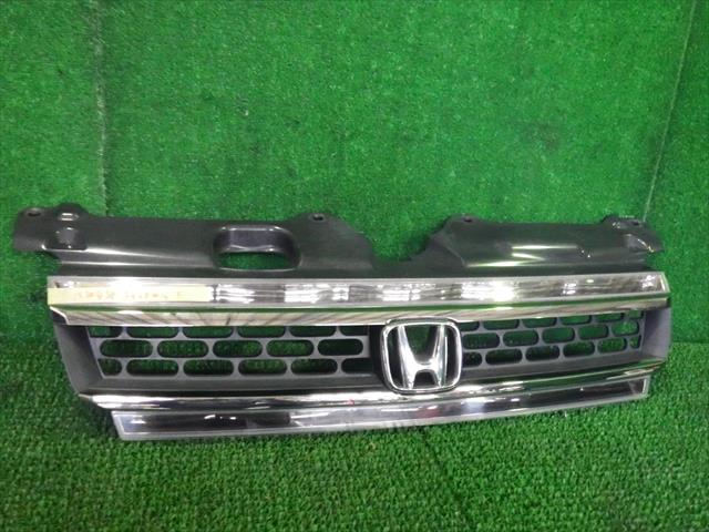 【中古】中古部品 ステップワゴン RF5 ラジエータグリル 【3330240100-000153043810400】