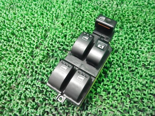 【中古】中古部品 ミラ L285S パワーウインドウスイッチ 【3330240100-000183004061900】