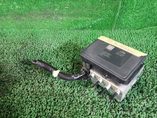 【中古】中古部品 N−WGN JH2 ABSアクチュエーター 【3330240100-000193020042500】