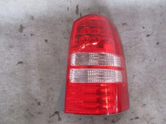 【中古】中古部品 ウィッシュ ZNE14G 右テールランプ 【3330220100-001505172315500】