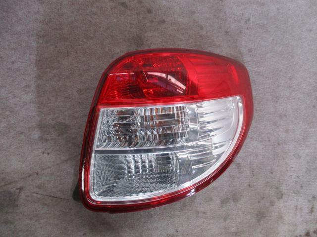 【中古】中古部品 SX4 YB11S 右テールランプ 【3330220100-001337161815500】