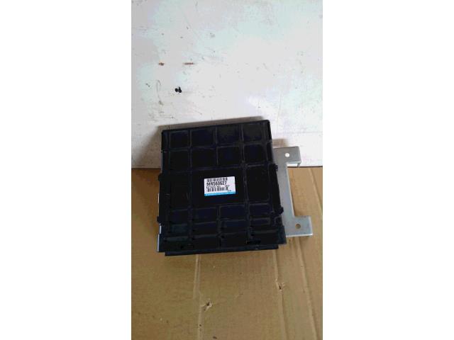 【中古】中古部品 ミラージュディンゴ CQ2A エンジンコンピューター 【3330430100-001242983963100】