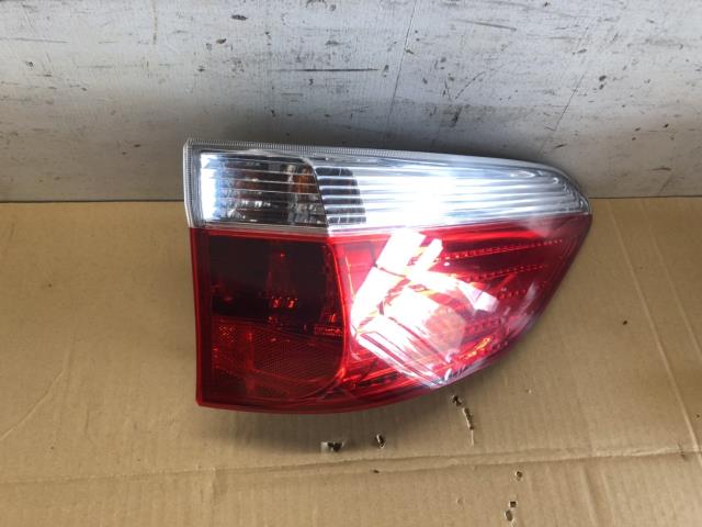 Tail Lamp - 【中古】中古部品 エアウェイブ GJ2 右テールランプ 【3330430100-001524366515500】