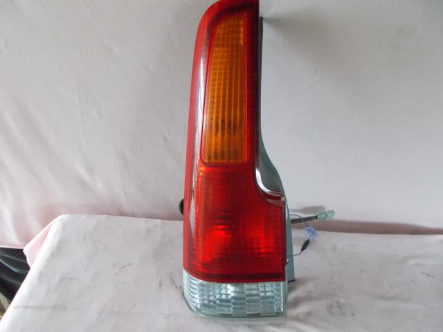 【中古】中古部品 ライフ JB2 左テールランプ 【3330430100-001374042115600】