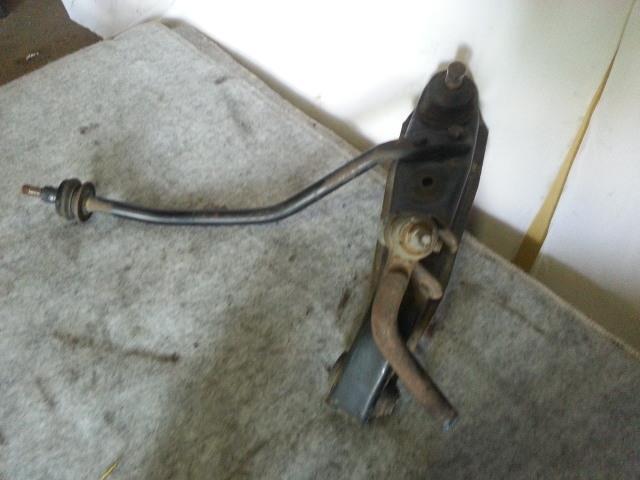 【中古】中古部品 eKワゴン H81W 右フロントロアアーム 【3330430100-001343276651720】