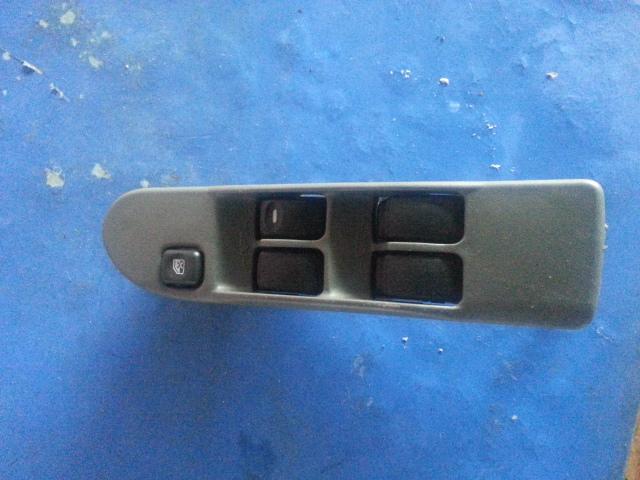 【中古】中古部品 トッポBJ H47A パワーウインドウスイッチ 【3330430100-001034643161900】