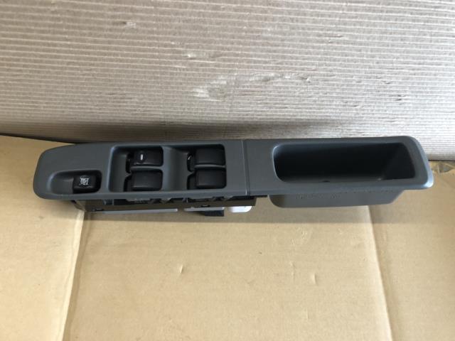 【中古】中古部品 トッポBJ H47A パワーウインドウスイッチ 【3330430100-001126954261900】