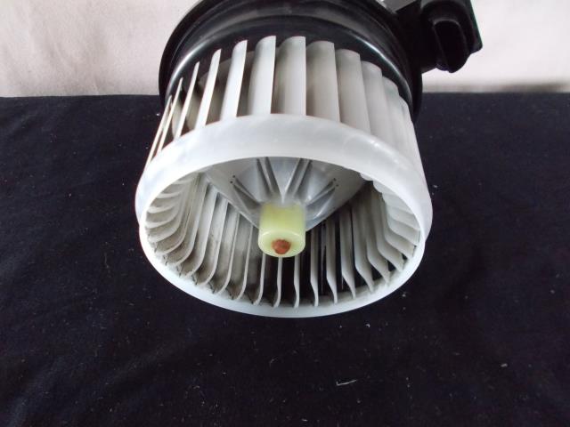 【中古】中古部品 ワゴンR MH22S ヒーターブロアモーター 【3330430100-0014155115...