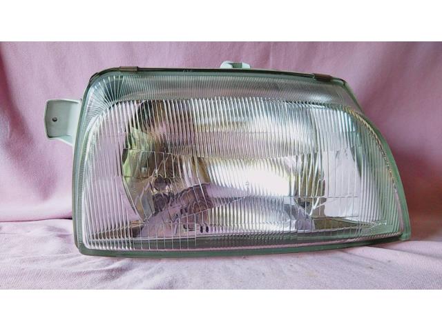 【中古】中古部品 アルト HA11S 右ヘッドランプ 【3330430100-000483827810800】