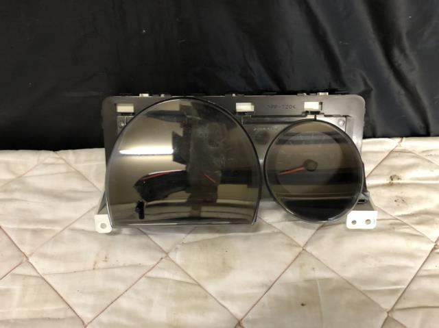 【中古】中古部品 ワゴンR MH22S スピードメーター 【3330430100-211007000261400】