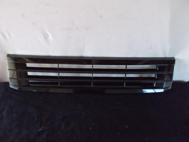 【中古】中古部品 ワゴンR MC22S ラジエータグリル 【3330430100-001456257710400】