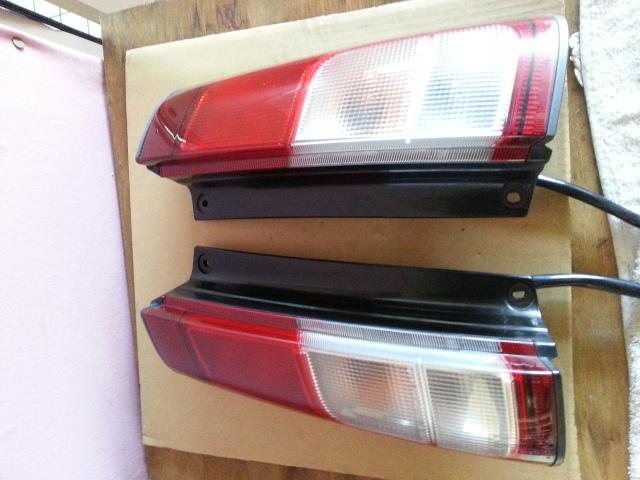 【中古】中古部品 KEI HN11S 右テールランプ 【3330430100-001013871515500】