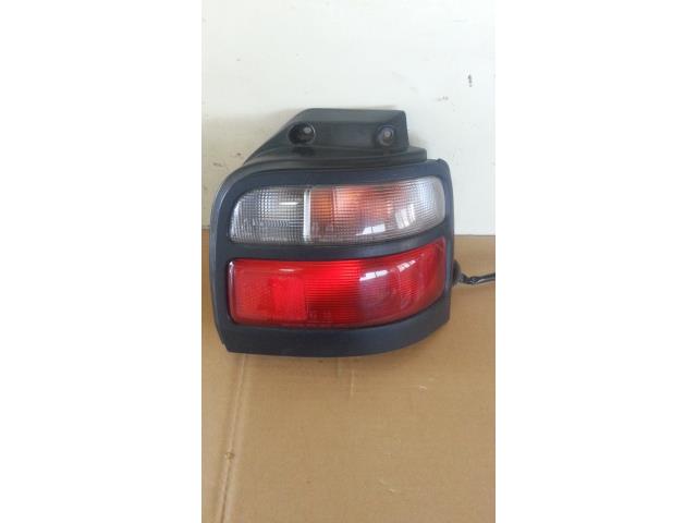 【中古】中古部品 セルボ CP22S 右テールランプ 【3330430100-001253480915500】